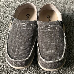 Men’s gecko man slip on shoes